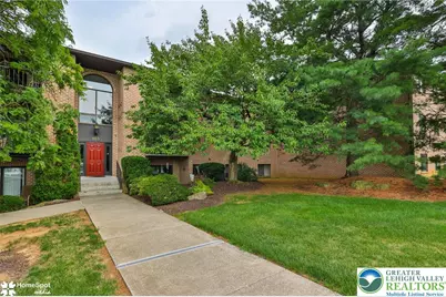 885 Cold Spring Road #5, Lower Macungie Township, PA 18103 - Photo 2
