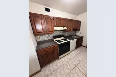 9 W 4th Street, Bethlehem, PA 18015 - Photo 2