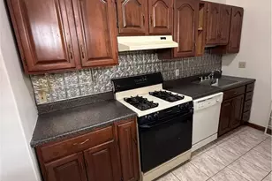 9 W 4th St, Bethlehem, PA 18015 - Photo 2