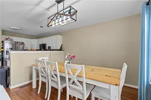7073 Hunt Dr, Lower Macungie Township, PA 18062 - Photo 18
