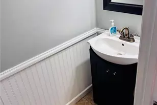 907 Lenape Cir, Catasauqua Boro, PA 18032 - Photo 12