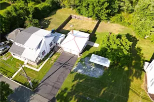 1660 Shimerville Rd, Emmaus Boro, PA 18049 - Photo 2