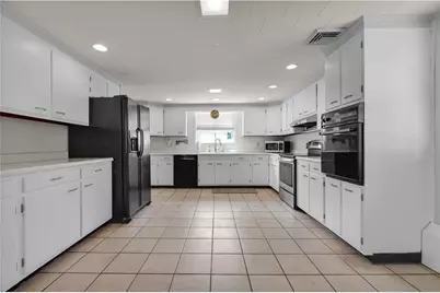 206 Perkiomen Street, Emmaus Boro, PA 18049 - Photo 12