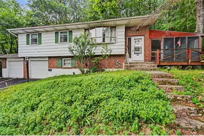 205 W Plainfield Avenue, Pen Argyl Boro, PA 18072 - Photo 4
