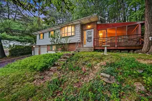 205 W Plainfield Ave, Pen Argyl Boro, PA 18072 - Photo 2