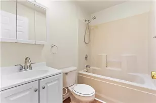 475 Celandine Dr, Allentown City, PA 18104 - Photo 20