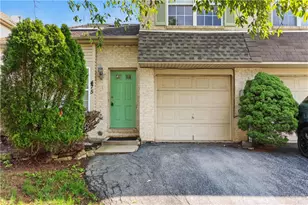 475 Celandine Dr, Allentown City, PA 18104 - Photo 2