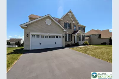 250 Danbury Drive, Upper Nazareth, PA 18064 - Photo 2
