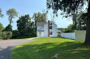 650 Mt Bethel Hwy, Upper Mt Bethel Twp, PA 18343 - Photo 2