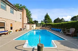 4938 Steuben Rd, Lower Nazareth Twp, PA 18064 - Photo 4