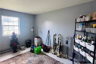 2327 4th St, Allentown City, PA 18103 - Photo 10