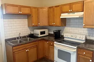 2403 Allen St, Allentown City, PA 18104 - Photo 8