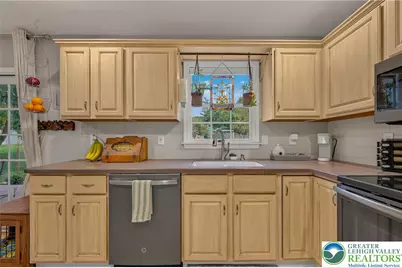 1601 Mitman Road, Easton, PA 18040 - Photo 16