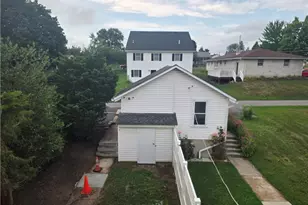 514 Grove St, North Catasauqua Bor, PA 18032 - Photo 4