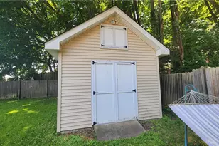 621 Washington St, Portland Boro, PA 18343 - Photo 18