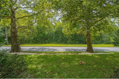 1055 Lehigh Parkway E, Allentown City, PA 18103 - Photo 6