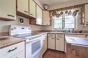 1055 Lehigh Pkwy E, Allentown City, PA 18103 - Photo 12