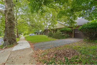 1055 Lehigh Parkway E, Allentown City, PA 18103 - Photo 4