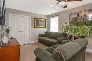 210 Piney Woods Dr, Penn Forrest, PA 18229 - Photo 10