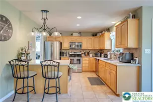 425 Moravian St, Nazareth Boro, PA 18064 - Photo 6