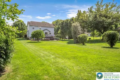 425 Moravian Street, Nazareth Boro, PA 18064 - Photo 2