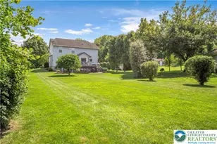 425 Moravian St, Nazareth Boro, PA 18064 - Photo 2