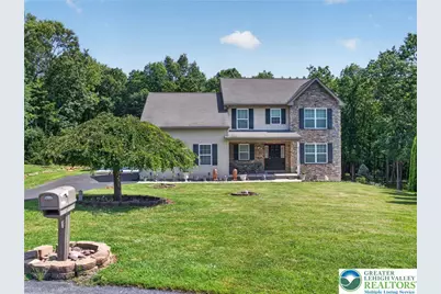 2199 Acorn Court, Washington Township, PA 18080 - Photo 2