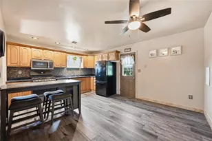2386 Black River Rd, Lower Saucon Township, PA 18015 - Photo 8