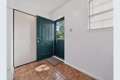 2822 Whitemarsh Place, Lower Macungie Township, PA 18062 - Photo 2