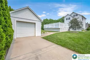 4 Fairview Ave, Wind Gap, PA 18091 - Photo 2