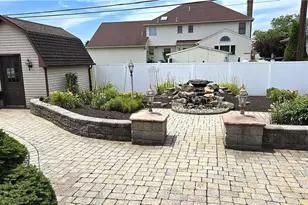 3203 Parkview Dr, Whitehall Township, PA 18052 - Photo 4