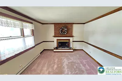 3203 Parkview Drive, Whitehall Township, PA 18052 - Photo 4