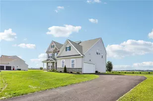 3456 George St, North Whitehall Township, PA 18078 - Photo 2