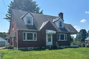 848 Hausman, South Whitehall Township, PA 18104 - Photo 2