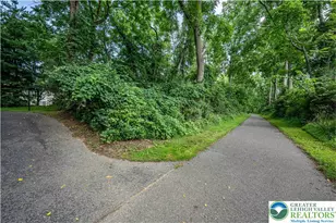 889 Iron Ln, Easton, PA 18040 - Photo 38