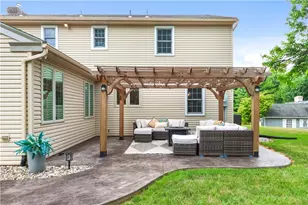 4775 White Oak Cir, Lower Macungie Township, PA 18049 - Photo 6