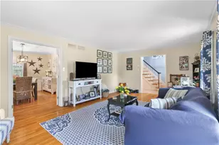 4775 White Oak Cir, Lower Macungie Township, PA 18049 - Photo 10