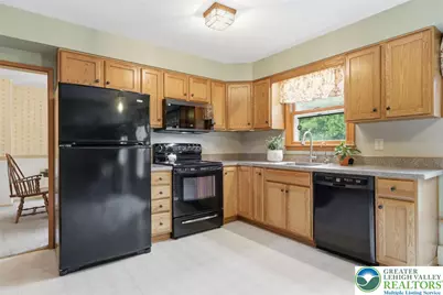 5712 Nina Circle, Upper Saucon Township, PA 18036 - Photo 14