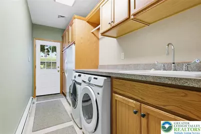 5712 Nina Circle, Upper Saucon Township, PA 18036 - Photo 12