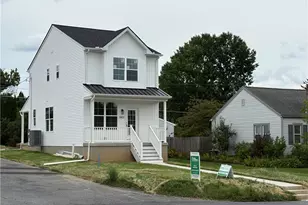 3821 Broadway, South Whitehall Township, PA 18104 - Photo 2