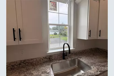 3821 Broadway, South Whitehall Township, PA 18104 - Photo 10