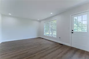 1401 Flint Hill Rd, Upper Saucon Township, PA 18036 - Photo 20