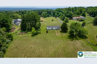 1401 Flint Hill Road, Upper Saucon Township, PA 18036 - Photo 46