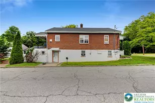 1901 Willow Park Rd, Bethlehem Township, PA 18020 - Photo 1