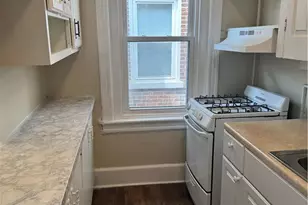 716 W Washington St, Allentown City, PA 18102 - Photo 2