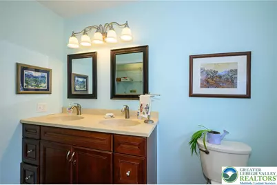 410 E Mayfield Circle, Bethlehem City, PA 18020 - Photo 18