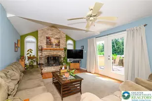 410 E Mayfield Cir, Bethlehem City, PA 18020 - Photo 6
