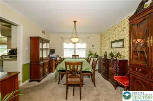410 E Mayfield Cir, Bethlehem City, PA 18020 - Photo 8