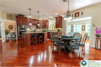 4140 Douglas Drive, Bethlehem Township, PA 18020 - Photo 4