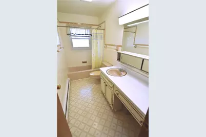 122 E Plainfield Avenue, Pen Argyl, PA 18072 - Photo 18